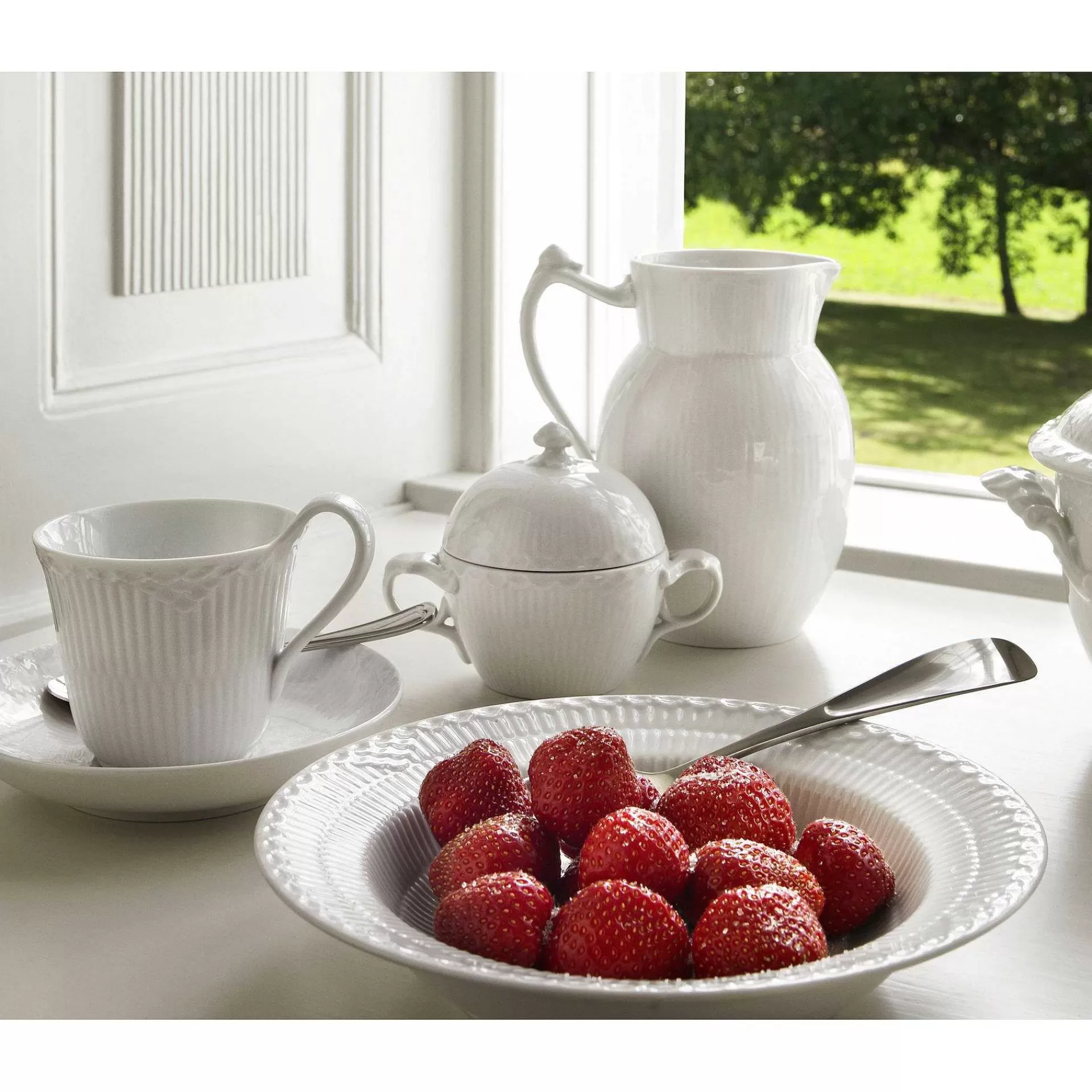Royal Copenhagen Sukkerskåler*White Fluted Half Lace Sukkerskal Med Lokk